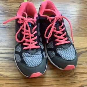 Fly Fade Zumba Dance Sneakers!